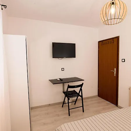 Holiday home In With Wi-fi